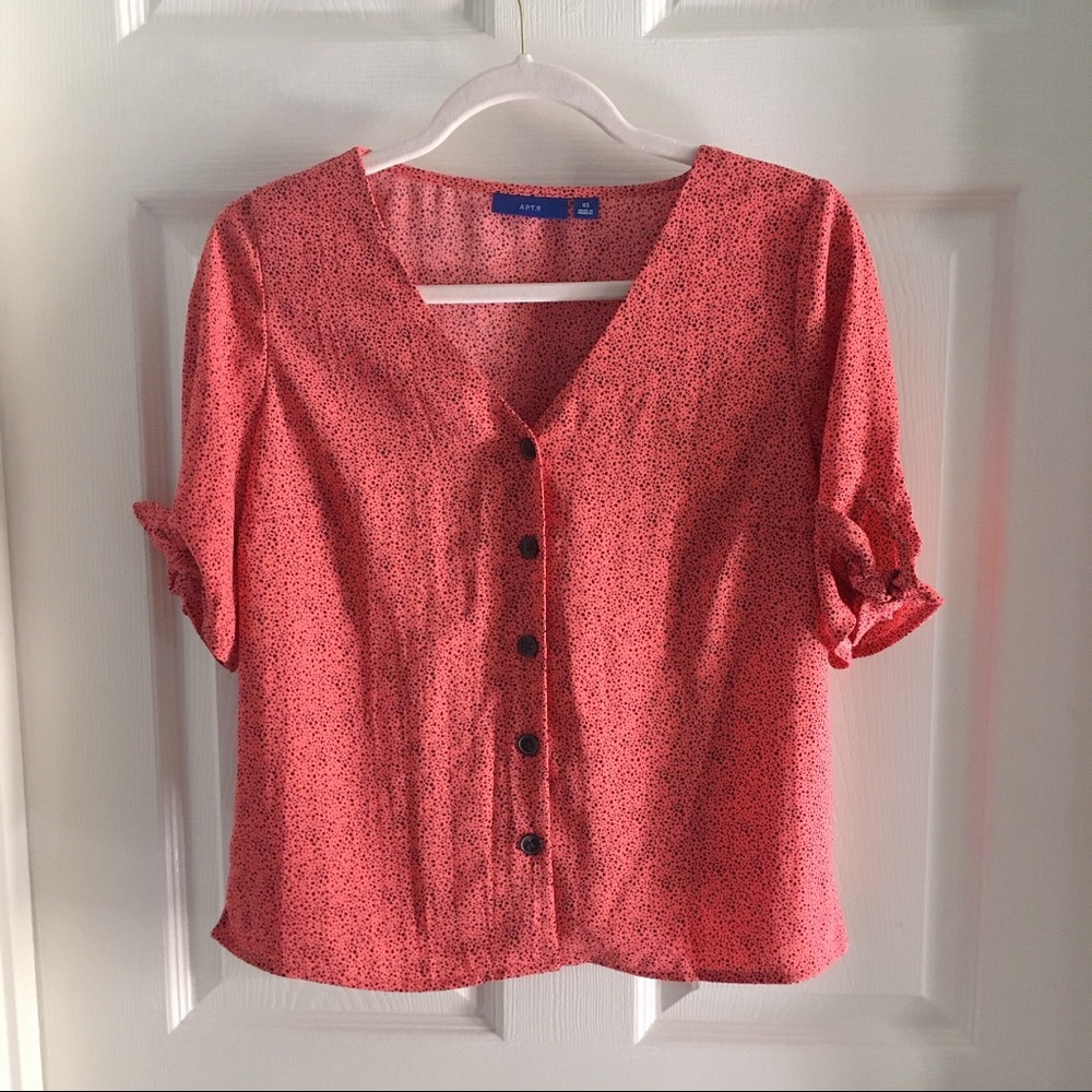 💌3/$15 APT 9. Button down polka dot blouse